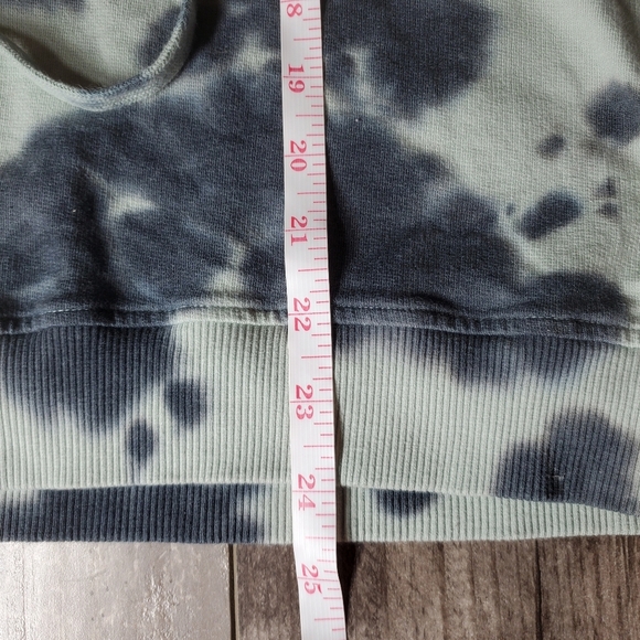 Jane and Delancey Blue Tie-Dye Hoodie Size Medium EUC - Picture 16 of 16